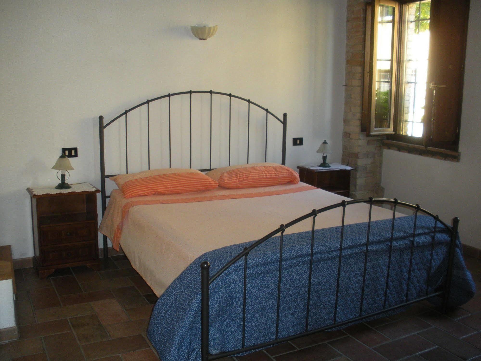 Agriturismo Gardenali Volta Mantovana Ngoại thất bức ảnh